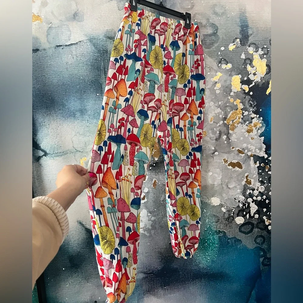 Kathmandu | Wild Mushroom Lightweight Pants - Picture 6 of 10